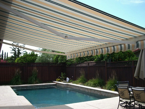Retractable awning photo - Reasons for adding an awning